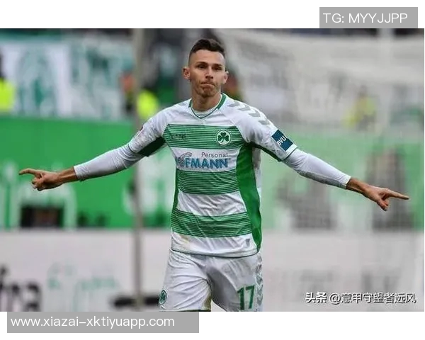 多特蒙德关注沙尔克年轻中前卫埃尔法乌齐引发挖角传闻